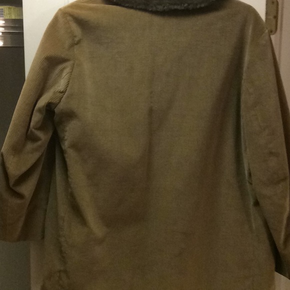 Vintage Winter Coat - Picture 2 of 5